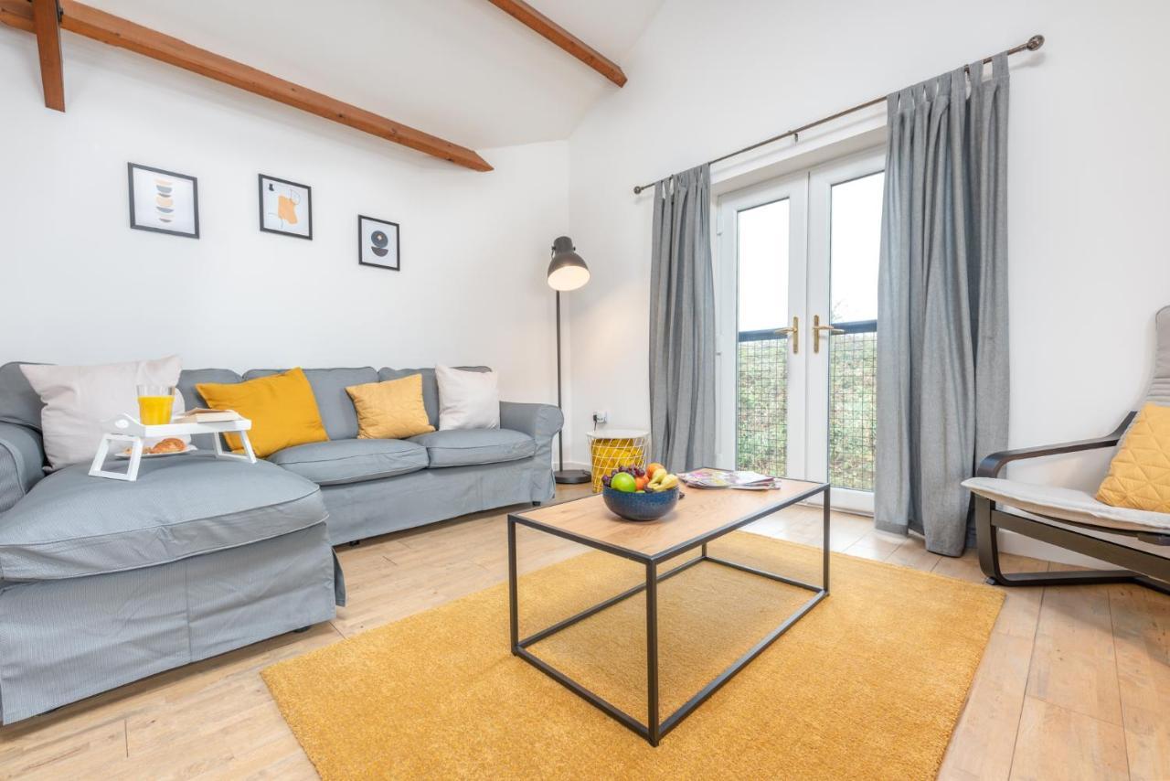 Stayright- 2 Bedroom House, Centrally Located & Close Walk To City Centre Cardiff Ngoại thất bức ảnh